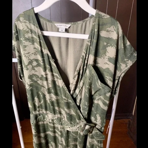 NWT Girls HABITUAL KIDS Danica Wrap Buckle Jumpsuit in Army Green, 10 - Picture 7 of 7